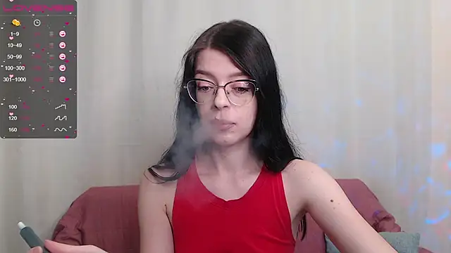 tiny__kira