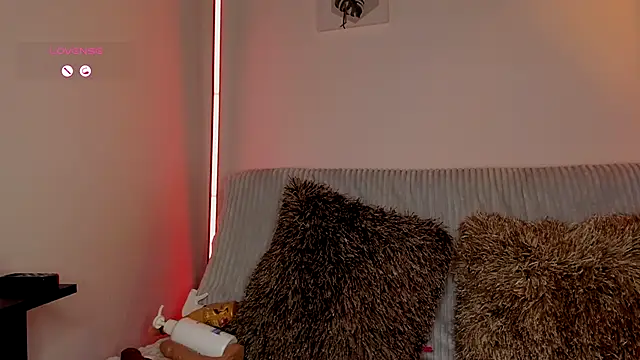 sophia_cumm03