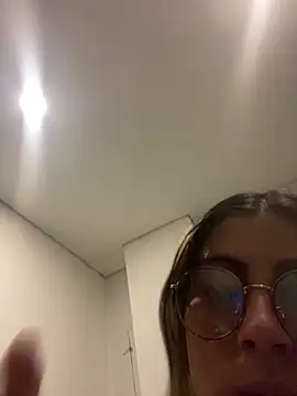 girl-anni