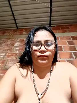 Dirty-Momm-Divorced-Hot