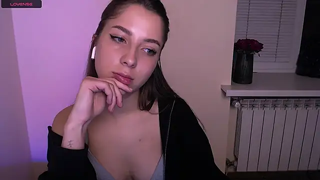 _olivkasexy - _OlivkaSexy's free webcam - UK Sex Cams
