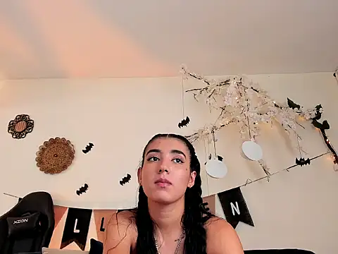 cloe_taylor__