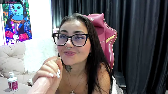 LauraColour live cam screenshot female from Brazil on Wusca – Live Webcams, Replays & GIFs