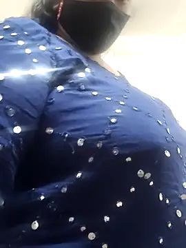 zeepe19 live cam screenshot female from India on Bagaboante — Live Sex Chat & Cams