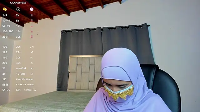  kalila_latif chat room