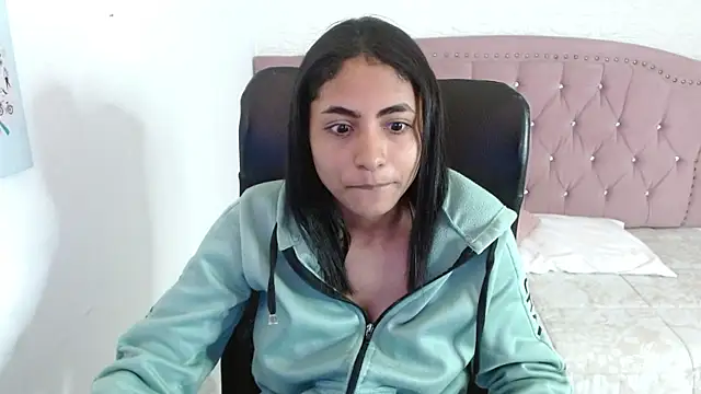 shaneelle - Shaneelle's free webcam - UK Sex Cams