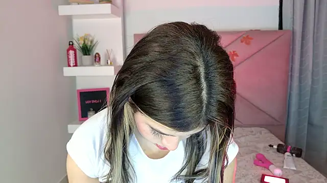 eva_sin18 - Eva_sin18's free webcam - UK Sex Cams