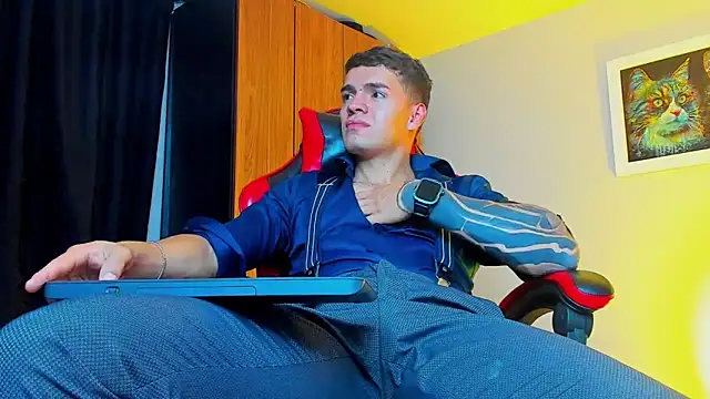 alpha_dominus_ - ALPHA_DOMINUS_'s free webcam - UK Sex Cams