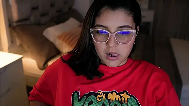 camilaa_bueno - Camilaa_bueno's free webcam - UK Sex Cams
