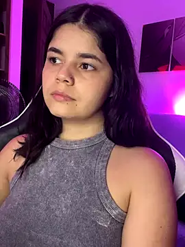 pretty_angela1