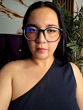 sara_roy04_