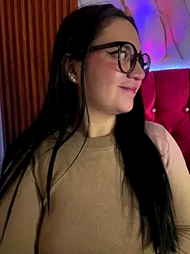 sara_roy04_