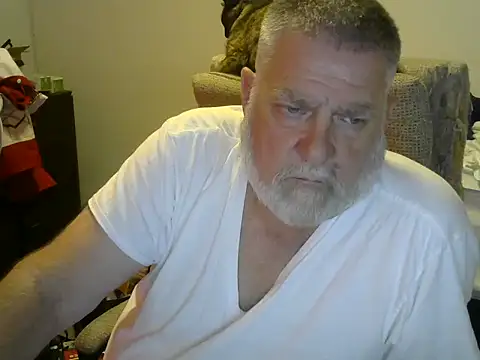 viejo_oso live cam screenshot male from United States on Bagaboante — Live Sex Chat & Cams