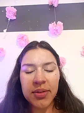 Danni_shy