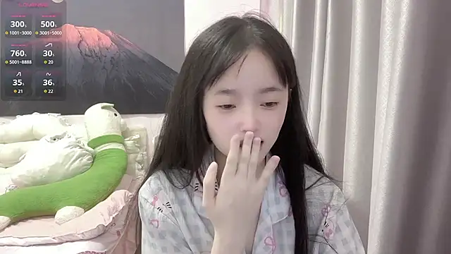 Mia-6688