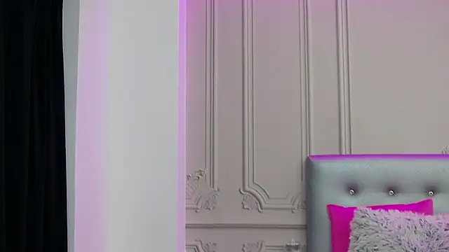EllaGlow