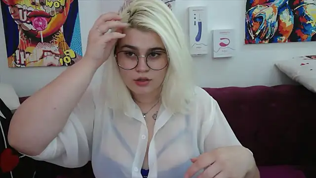 Amber_Monro