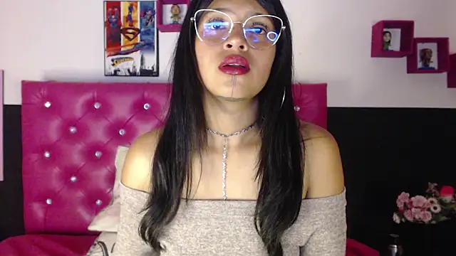 lolitaa_ran - Lolitaa_ran's free webcam - UK Sex Cams