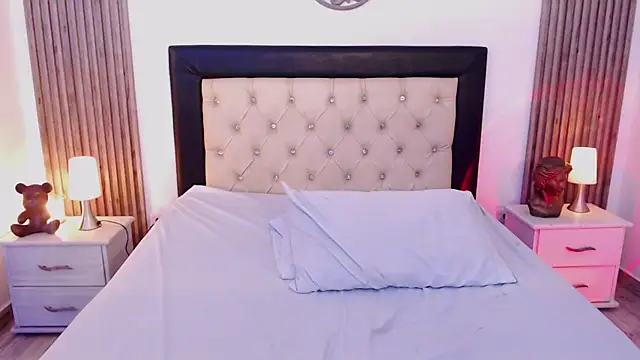 zoe_jones13