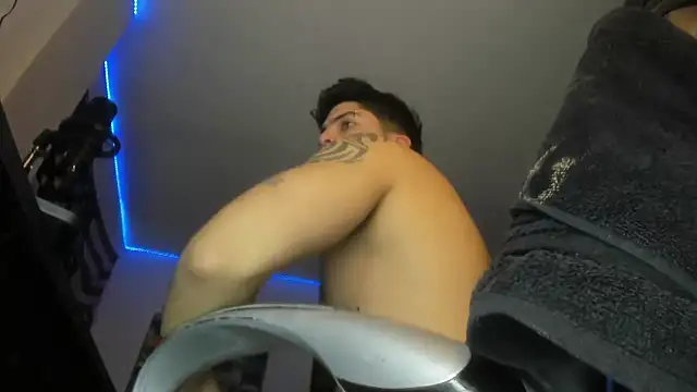 charlie_hotxxx