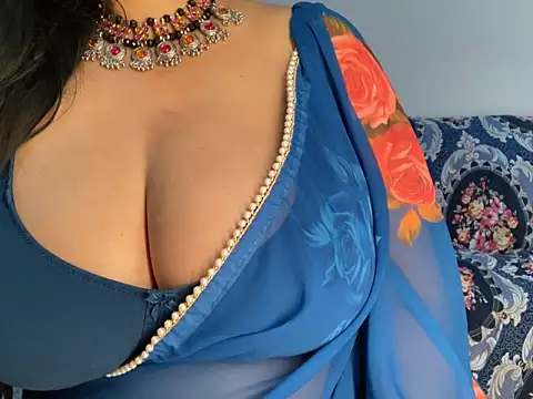 Aishwarya_101_