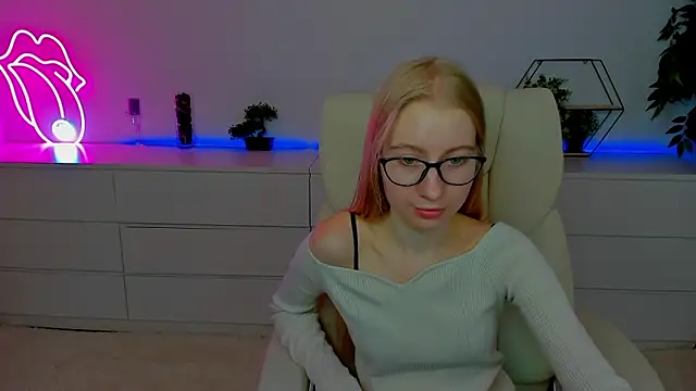 Alina_Blonde