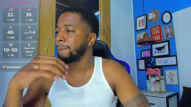 drake_nassir4 - Drake_Nassir4's free webcam