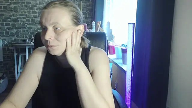 SweetPhoenix76