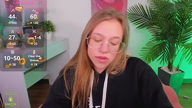 LayriantaVee