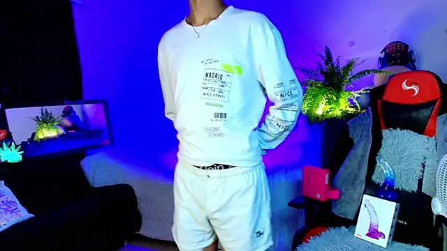 twink_sebas_
