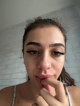LaraVegas_