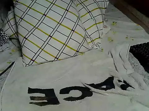 Queen_petite_