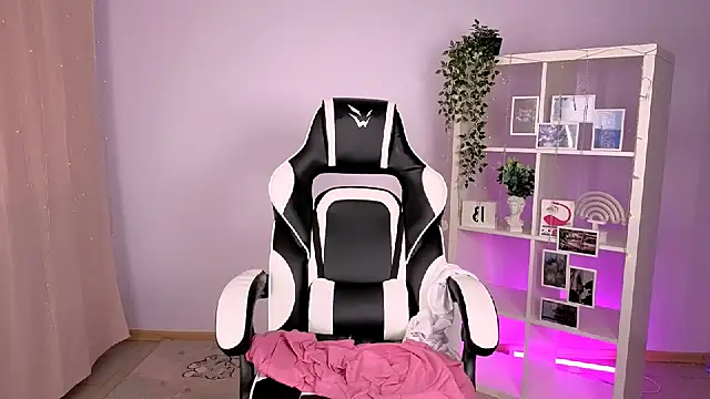 MelissaLovely_