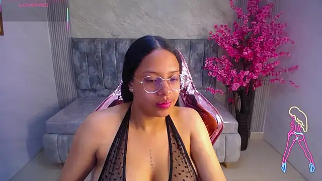  zhara_rose_s chat room