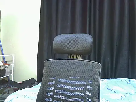 Horny-slut_