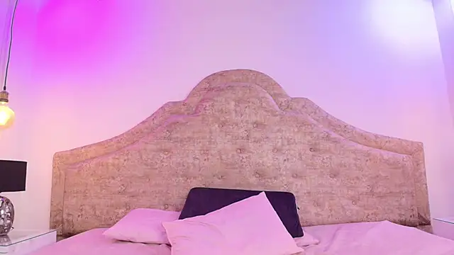 victoria_adams14 - Victoria_Adams14's free webcam