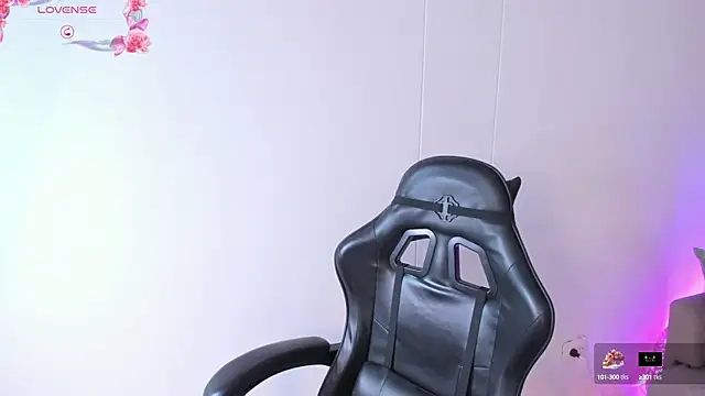 ailynblaze - AilynBlaze's free webcam - UK Sex Cams