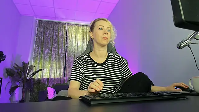lylithskye - LylithSkye's free webcam - UK Sex Cams