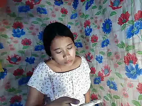 Pinay_Skinny18