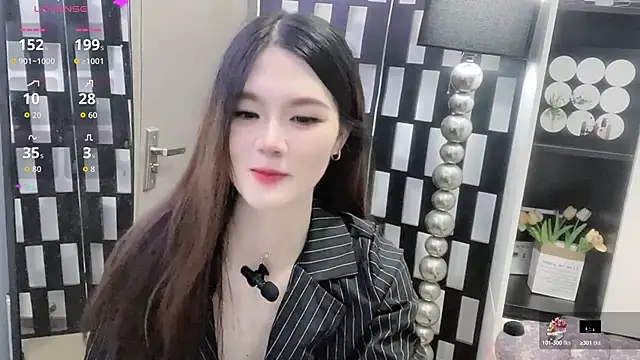 Yueyue-MM