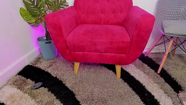Miakhalifa_7