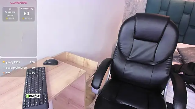 Bellavelvet_1 live cam screenshot female on Bagaboante — Live Sex Chat & Cams