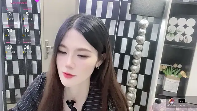 yueyue-mm - Yueyue-MM's free webcam - UK Sex Cams