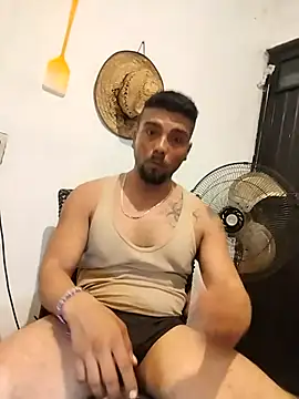 alfredyy55 - Alfredyy55's free webcam - UK Sex Cams