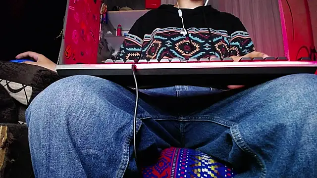 zacwatson_ - Zacwatson_'s free webcam - UK Sex Cams