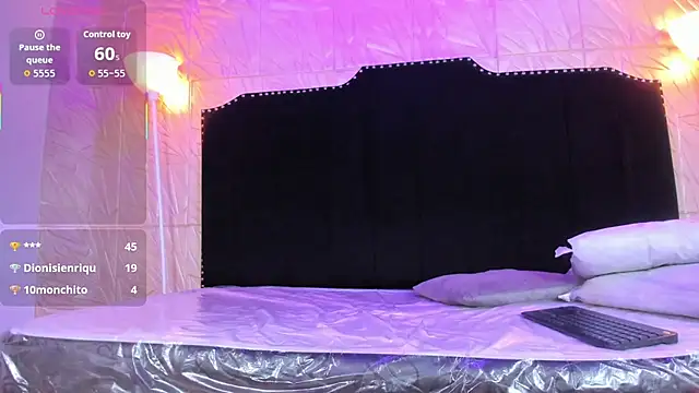 emily_brown18 - Emily_Brown18's free webcam - UK Sex Cams