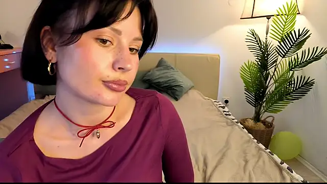  Me-Dea chat room