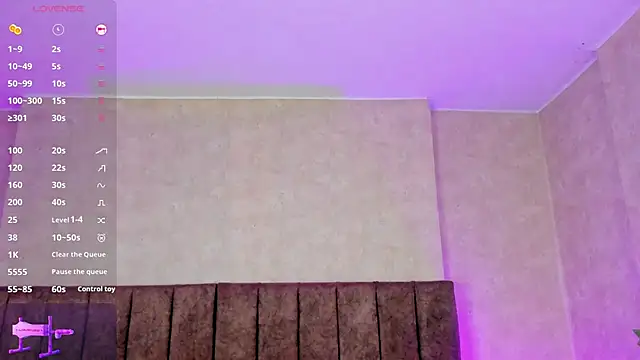 LanaMills_