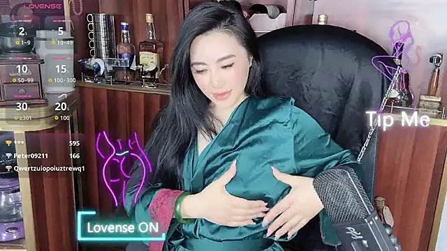 A-Lin-666 live cam screenshot female from China on Bagaboante — Live Sex Chat & Cams