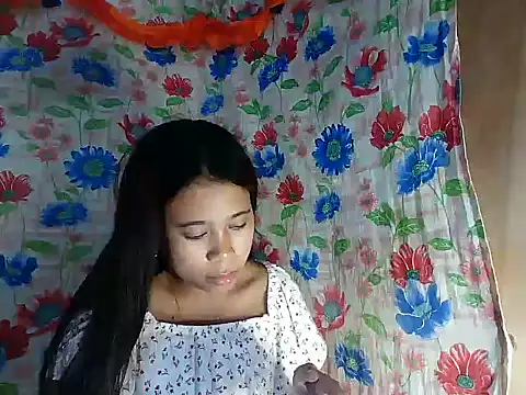 Pinay_Skinny18